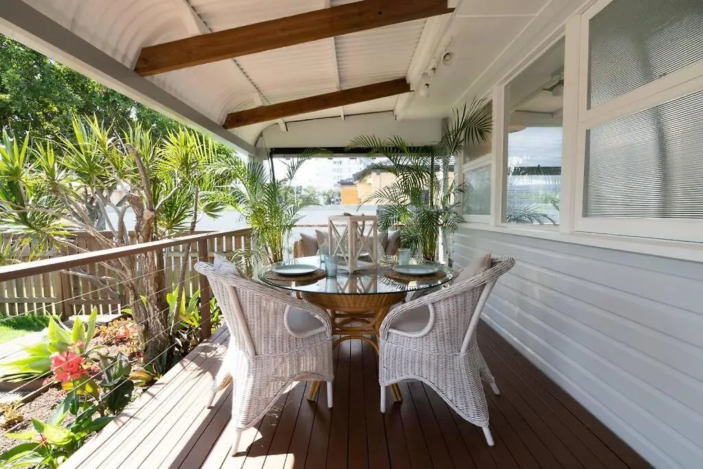 Boho Beach Lux Burleigh Beach Gold Coast Australië